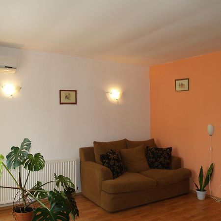 Vila Veche Hateg Exterior photo