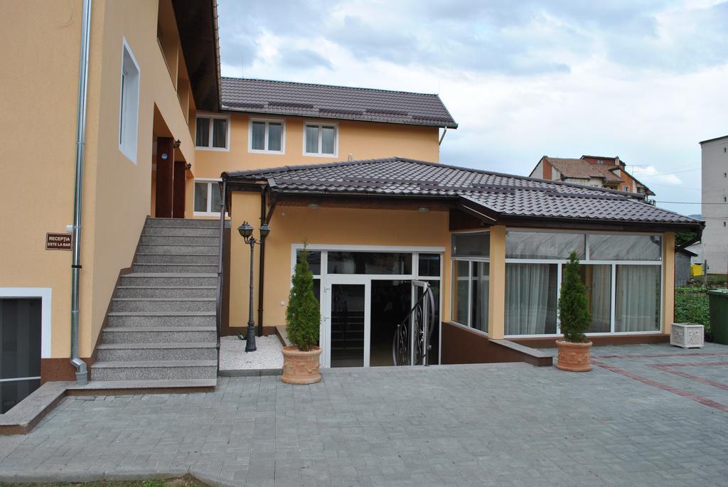 Vila Veche Hateg Exterior photo