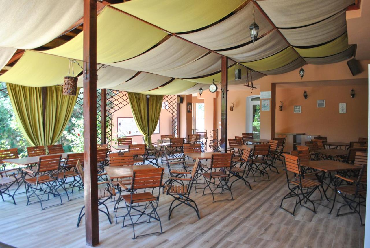 Vila Veche Hateg Exterior photo